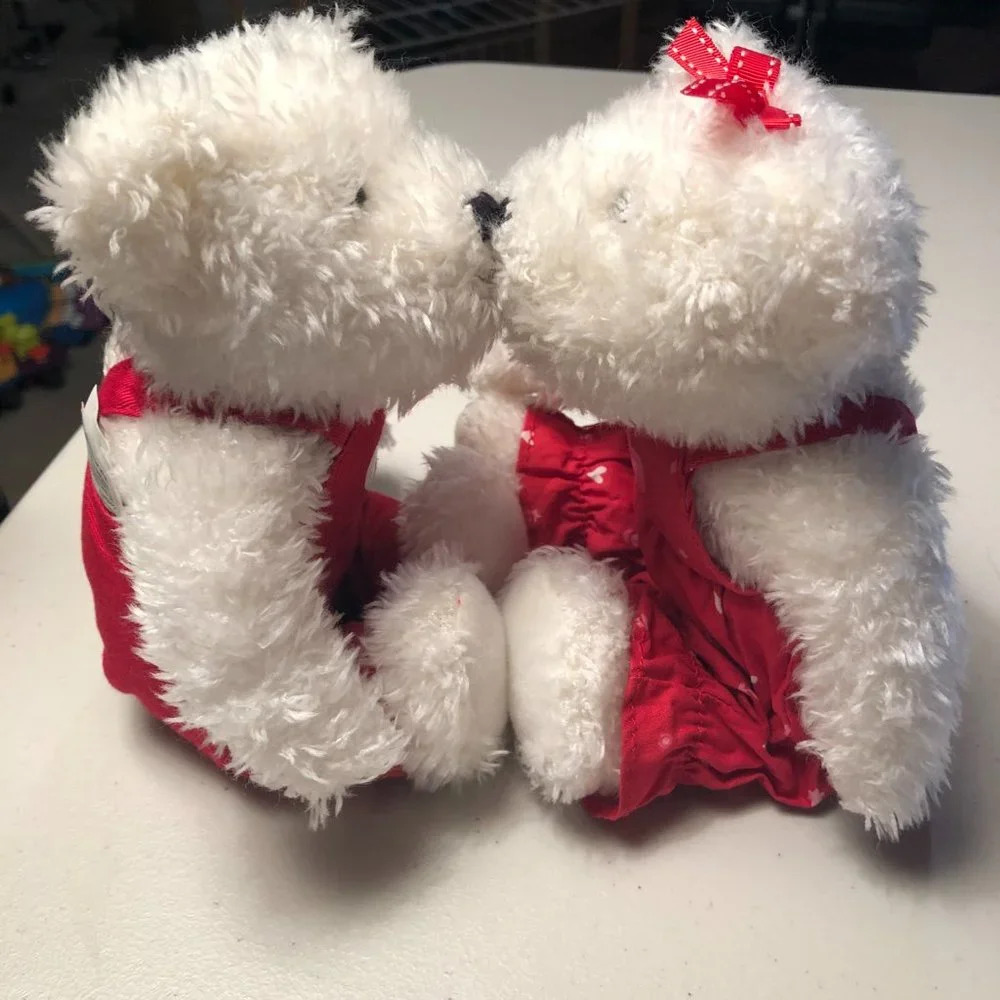 2004 Vintage Hallmark Blushing Bears Set Kissing Magnetic Hearts Valentine's - Picture 2 of 7